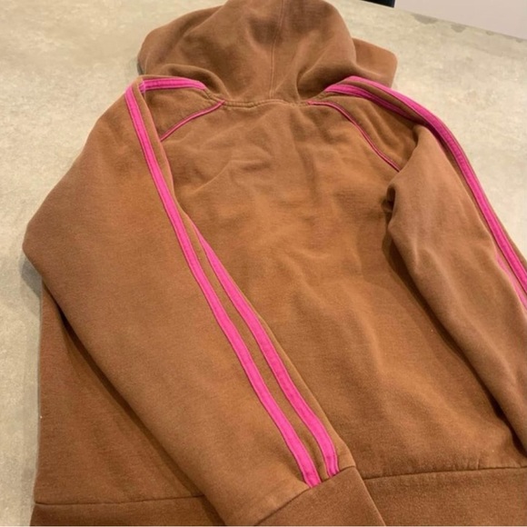 The North Face Hoodie - Picture 6 of 8